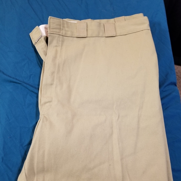 Pants - Picture 2 of 3